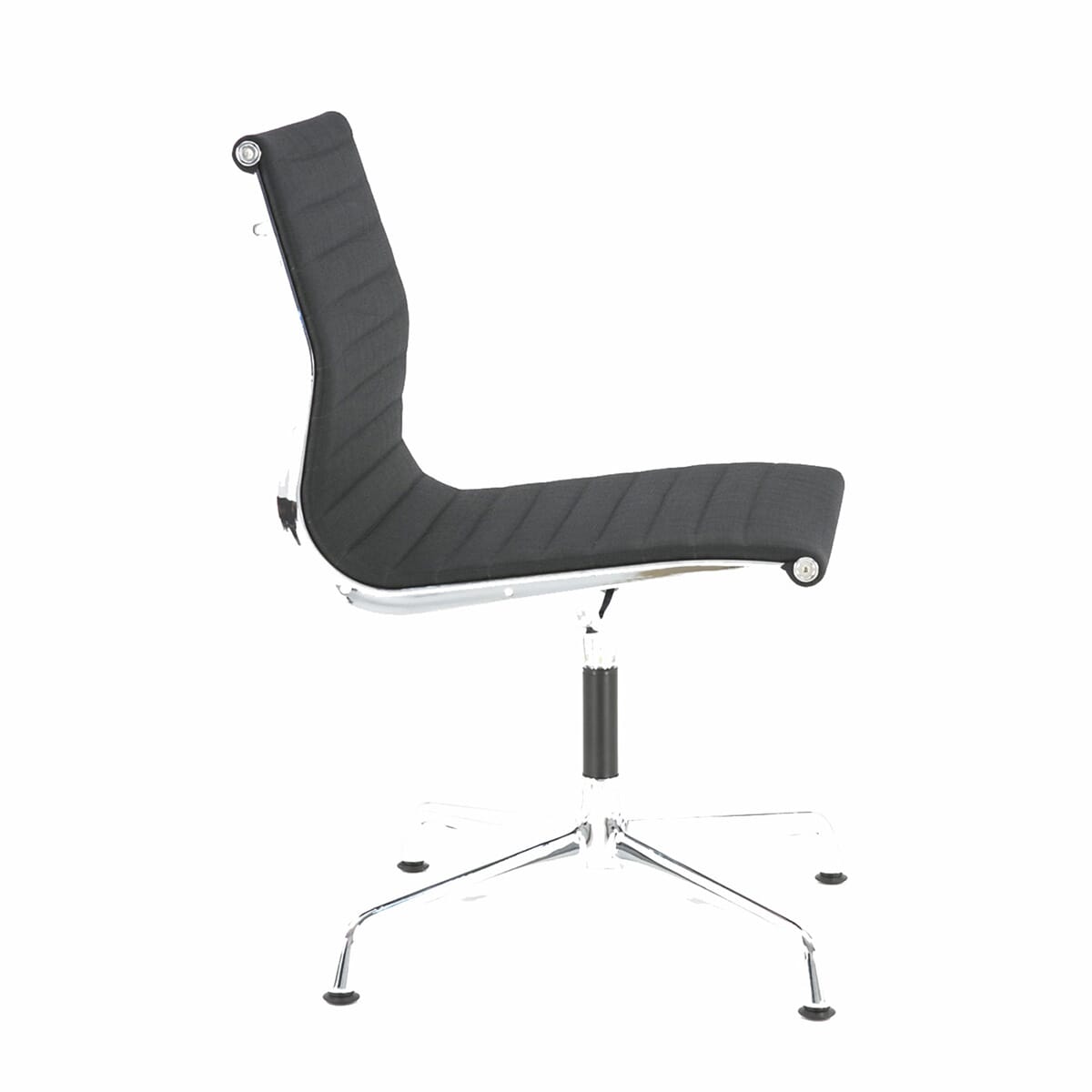 Eames 105 shop