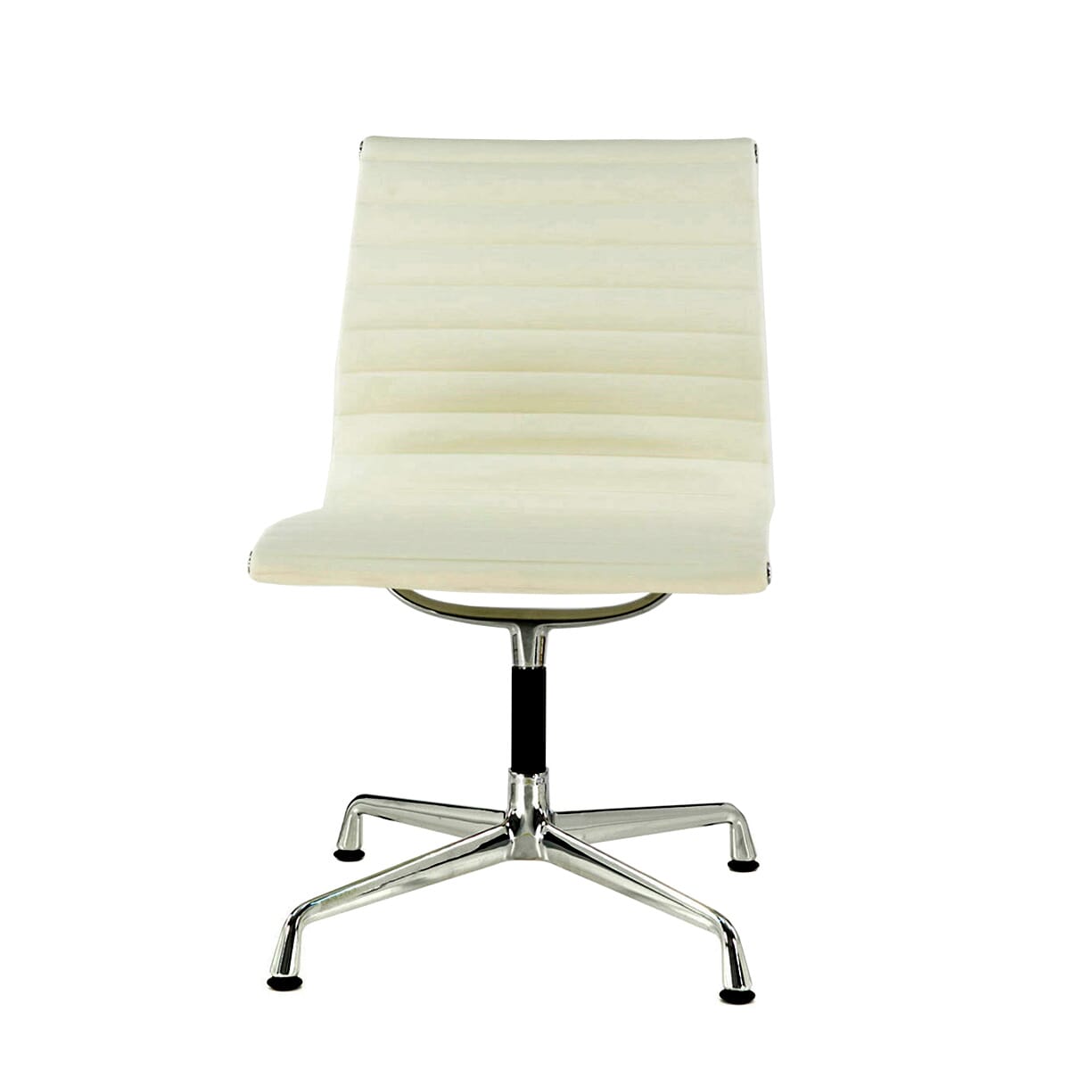 Eames Office Aluminium Chair EA 105 In White Leather