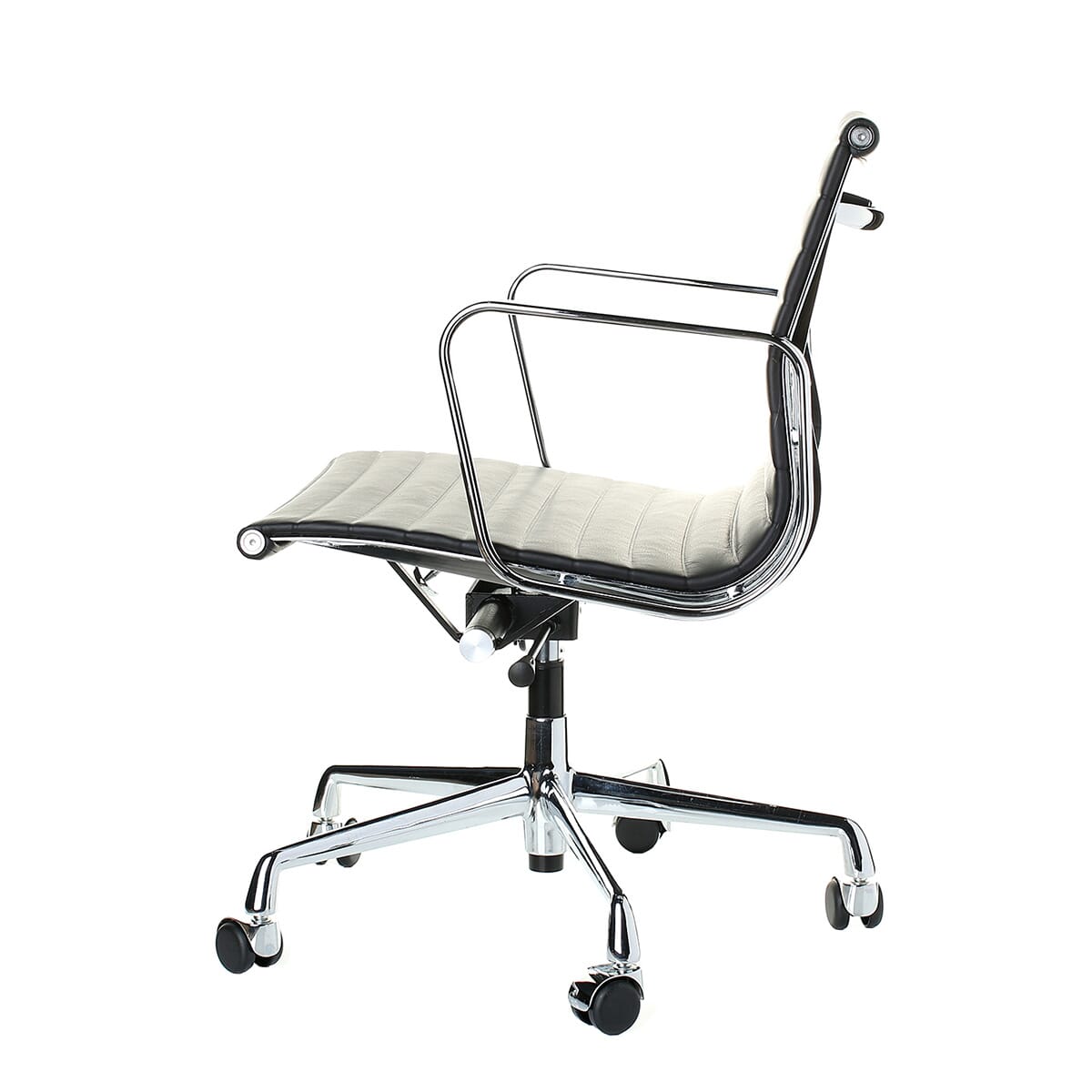 Order Eames EA117 Style Office Aluminium Group Chair Online