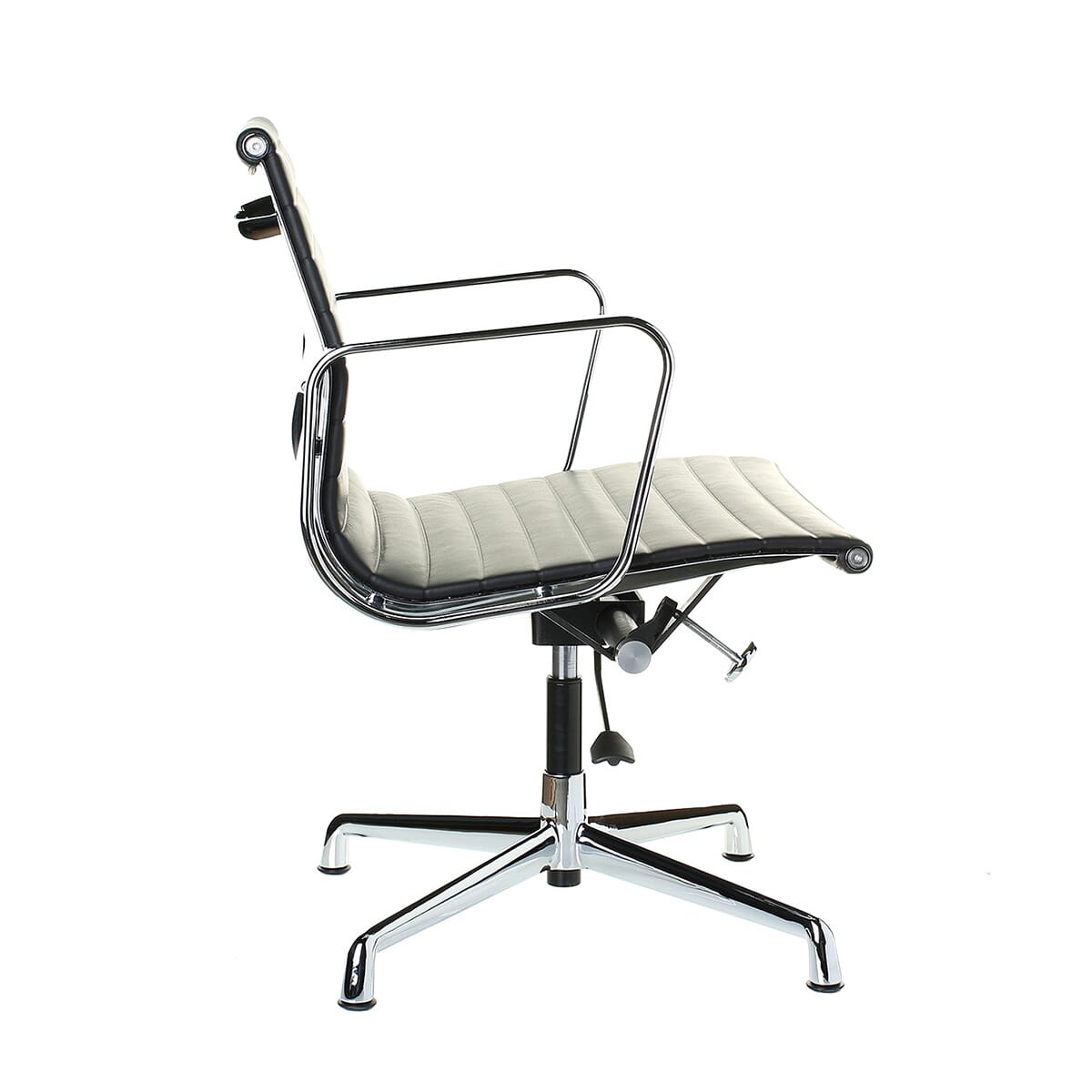 Eames 118 on sale